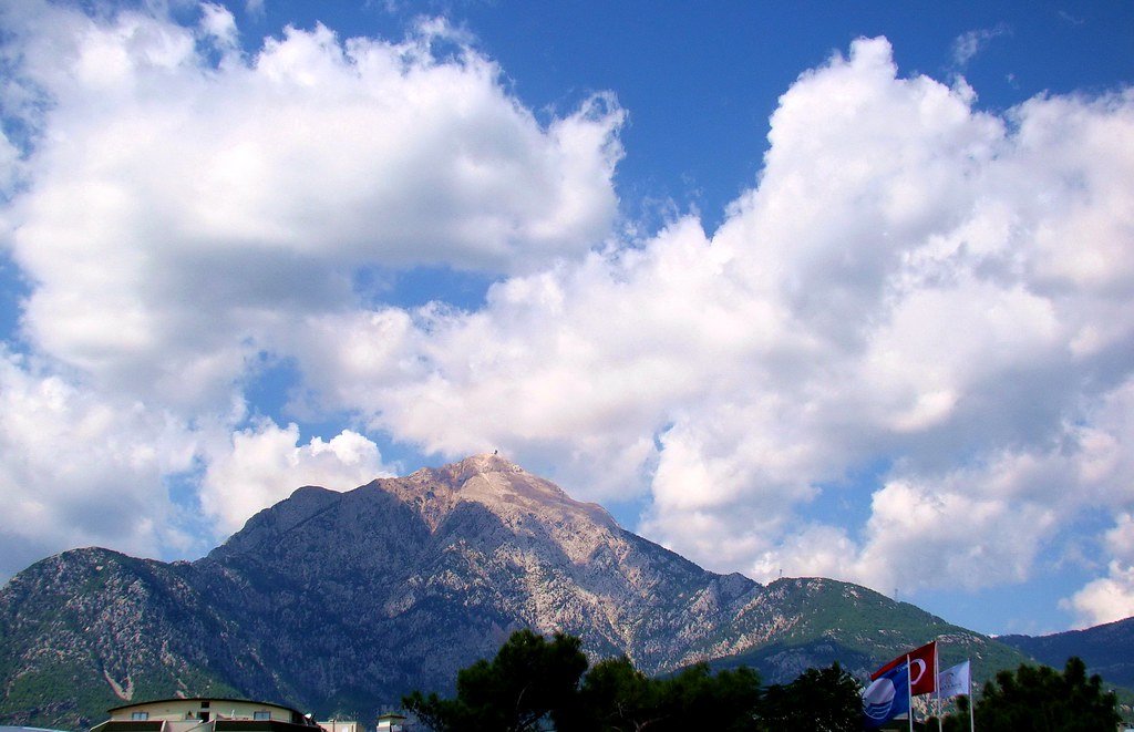 Berg Tahtalı, erreichbar mit der Seilbahn